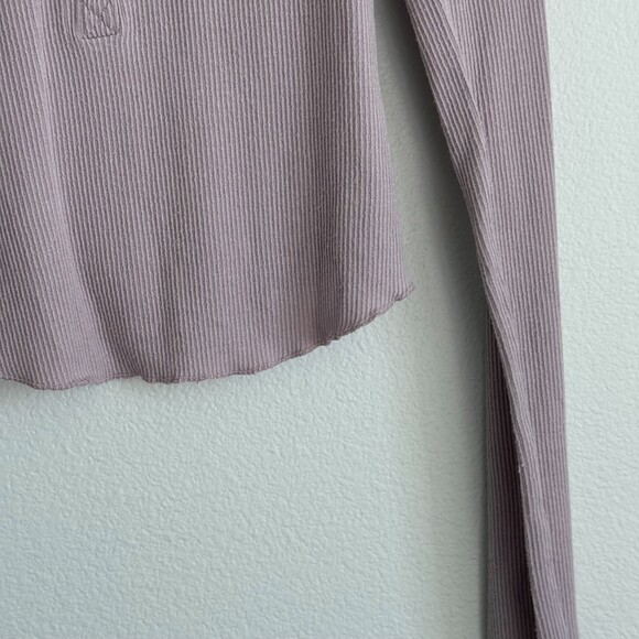 Intimately Free People Purple Ribbed Crop Top Boho Chic Long Sleeve Henley Cozy - Picture 4 of 7